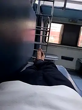 Snapshot of 1010SumiT chatting on 28, 10, 2025 1010SumiT online show from 28, 10, 2025