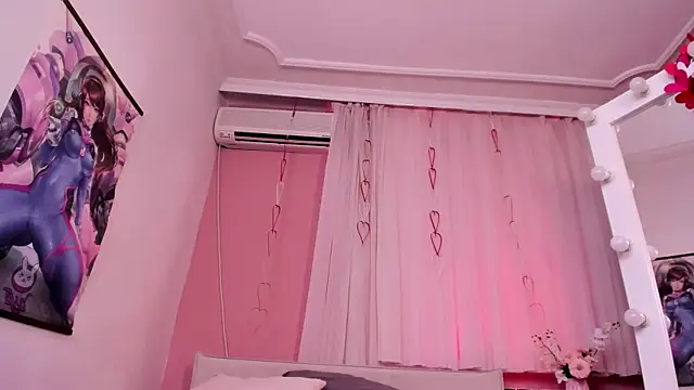 Tender Amber online show from 13, 3, 2025