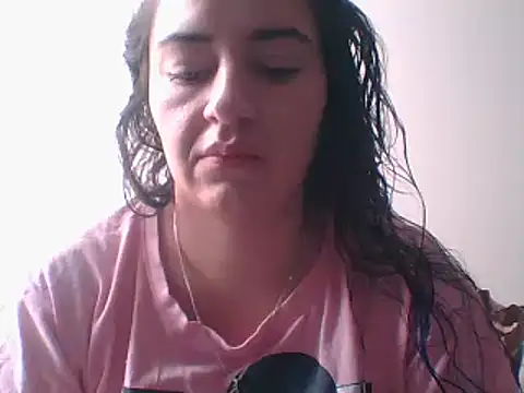  karlie kloss  online show from 30, 12, 2024