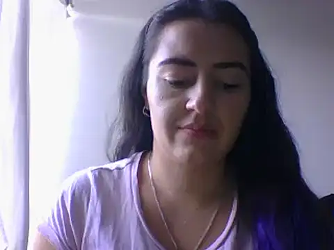  karlie kloss  online show from 18, 1, 2025