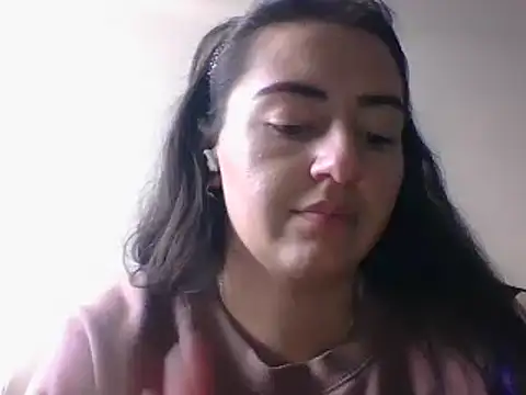  karlie kloss  online show from 18, 1, 2025