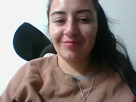  karlie kloss  online show from 3, 2, 2025