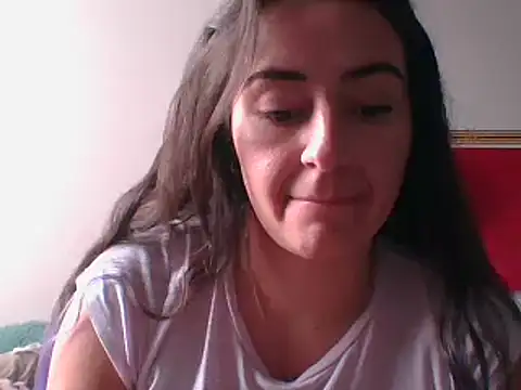  karlie kloss  online show from 15, 2, 2025