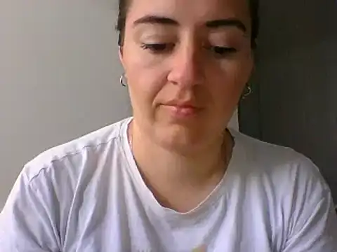  karlie kloss  online show from 11, 3, 2026