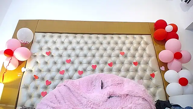 MegannMyerss online show from 19, 2, 2025