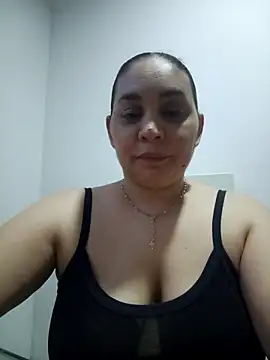 MirandaSoto online show from 7, 2, 2026