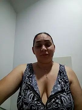 MirandaSoto online show from 9, 2, 2026