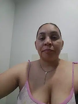 Snapshot of MirandaSoto chatting on 15, 6, 2026 MirandaSoto online show from 15, 6, 2026
