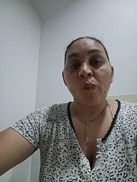 Snapshot of MirandaSoto chatting on 16, 6, 2026 MirandaSoto online show from 16, 6, 2026