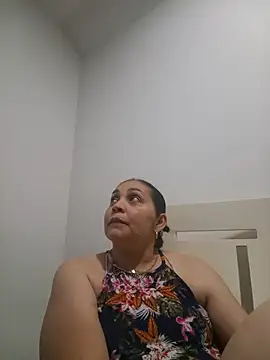 Snapshot of MirandaSoto chatting on 22, 7, 2026 MirandaSoto online show from 22, 7, 2026
