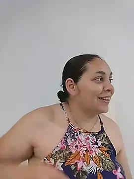 Snapshot of MirandaSoto chatting on 27, 7, 2026 MirandaSoto online show from 27, 7, 2026