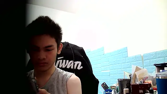 Snapshot of thisisbook_223 chatting on 28, 10, 2025 thisisbook 223 online show from 28, 10, 2025