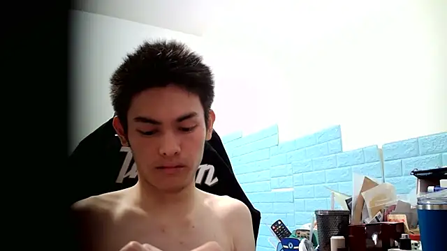 Snapshot of thisisbook_223 chatting on 28, 10, 2025 thisisbook 223 online show from 28, 10, 2025