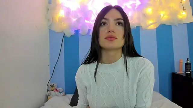 britny clouds online show from 9, 1, 2025