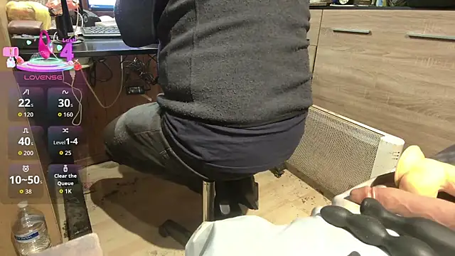 Snapshot of misteryman1956 chatting on 1, 3, 2026 misteryman1956 online show from 1, 3, 2026