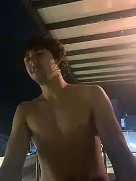 Snapshot of Luca_ferrer_ chatting on 19, 3, 2025 Luca ferrer online show from 19, 3, 2025