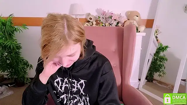 Snapshot of MirraBellanta chatting on 18, 1, 2026 MirraBellanta online show from 18, 1, 2026