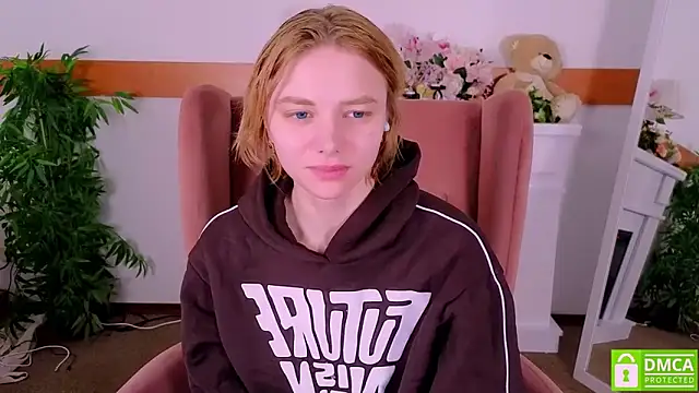 Snapshot of MirraBellanta chatting on 2, 2, 2026 MirraBellanta online show from 2, 2, 2026