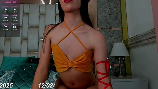 Snapshot of Bylie_Hills chatting on 12, 2, 2025 Bylie Hills online show from 12, 2, 2025