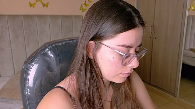 Charlotte Olsen  online show from 30, 6, 2026