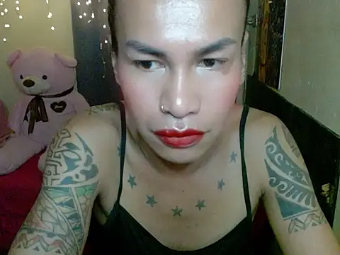 Snapshot of Indaypakay_ts chatting on 30, 10, 2025 Indaypakay ts online show from 30, 10, 2025