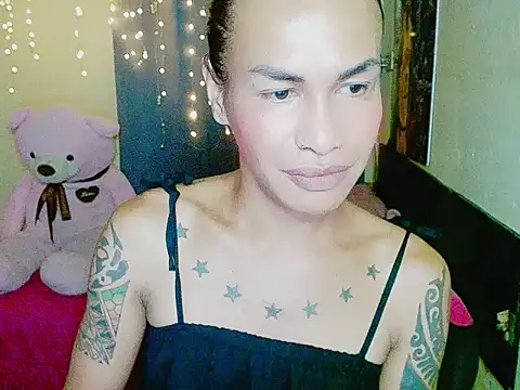 Snapshot of Indaypakay_ts chatting on 31, 10, 2025 Indaypakay ts online show from 31, 10, 2025