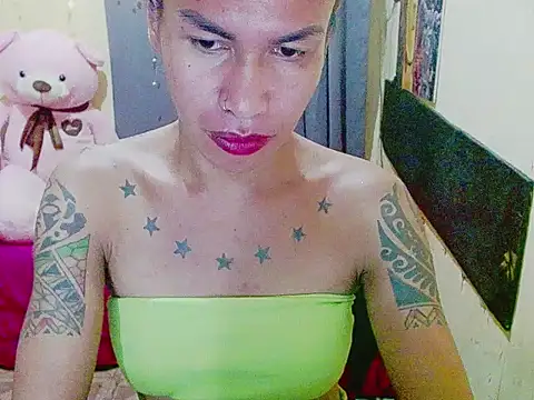 Snapshot of Indaypakay_ts chatting on 7, 11, 2025 Indaypakay ts online show from 7, 11, 2025