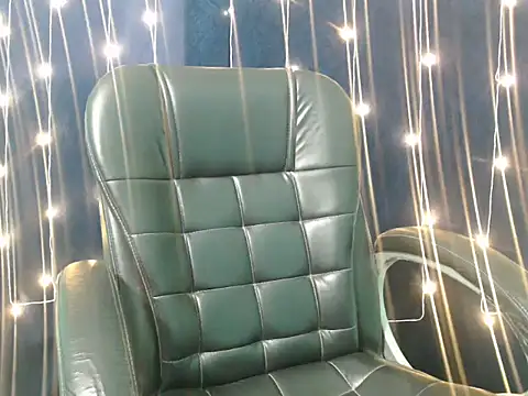 Snapshot of Yashi chatting on 30, 10, 2025 Yashi online show from 30, 10, 2025