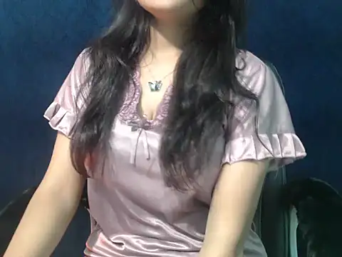 Snapshot of Yashi chatting on 14, 12, 2025 Yashi online show from 14, 12, 2025