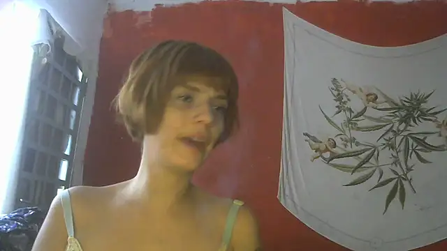 spacegirlll online show from 15, 3, 2025