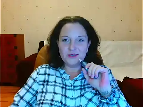 Alice3694 online show from 25, 1, 2025