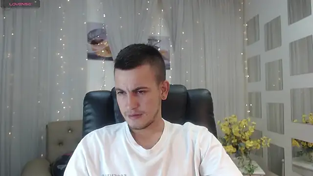 Cerokershelby online show from 5, 1, 2025