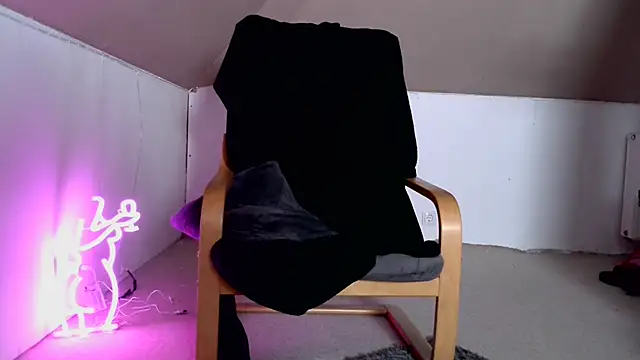 Snapshot of SonjaPrivat69_ chatting on 6, 3, 2025 SonjaPrivat69 online show from 6, 3, 2025