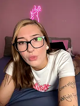 Snapshot of SonjaPrivat69_ chatting on 26, 11, 2025 SonjaPrivat69 online show from 26, 11, 2025