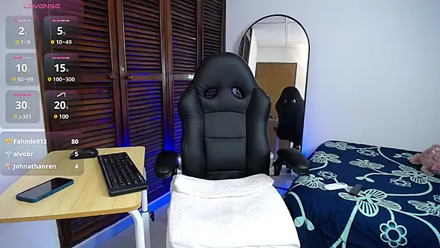 Snapshot of karoll_marquez chatting on 1, 3, 2025 karoll marquez online show from 1, 3, 2025