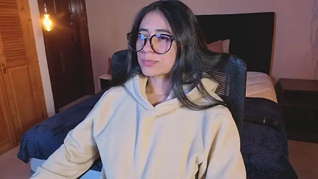 ChloeTurner  online show from 27, 2, 2026