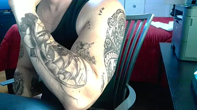 Aaron Rose25 online show from 21, 10, 2025