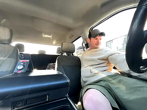 skittlez82 online show from 13, 10, 2025