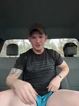 Snapshot of skittlez82 chatting on 11, 11, 2025 skittlez82 online show from 11, 11, 2025