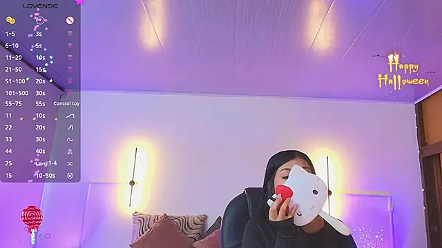 Snapshot of _gaby2 chatting on 29, 10, 2025 gaby2 online show from 29, 10, 2025