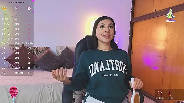 Snapshot of _gaby2 chatting on 19, 11, 2025 gaby2 online show from 19, 11, 2025