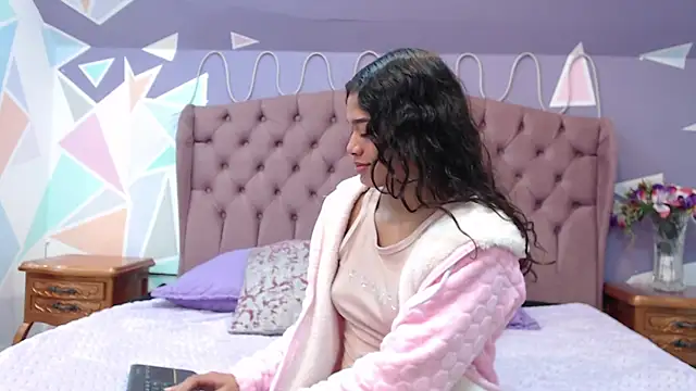 Snapshot of BritneyCollins chatting on 1, 2, 2025 BritneyCollins online show from 1, 2, 2025