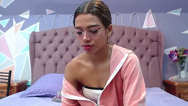 Snapshot of BritneyCollins chatting on 20, 2, 2025 BritneyCollins online show from 20, 2, 2025