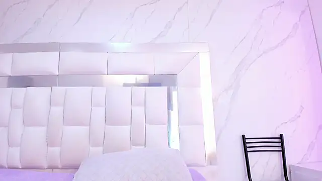 Snapshot of BritneyCollins chatting on 30, 11, 2025 BritneyCollins online show from 30, 11, 2025