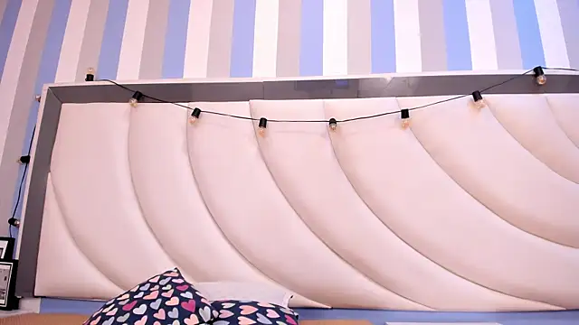 BritneyCollins online show from 26, 3, 2026