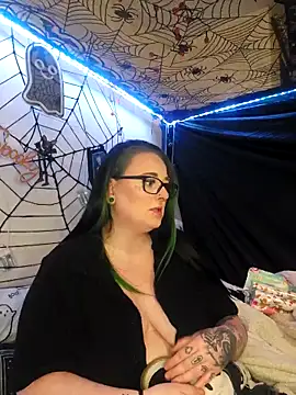 Bunny Cummings online show from 28, 11, 2025