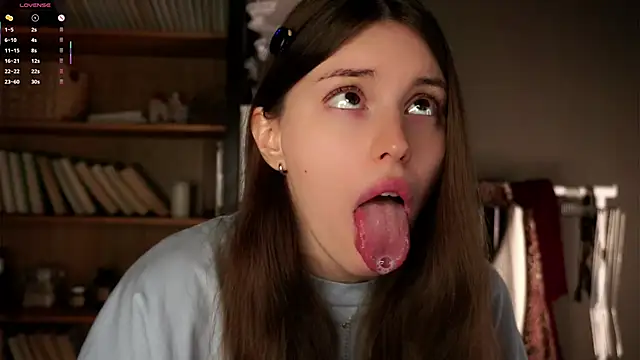 Snapshot of DarylBarks chatting on 8, 11, 2025 DarylBarks online show from 8, 11, 2025