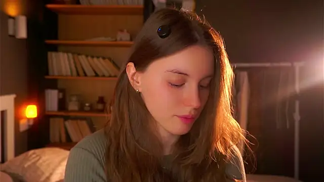 Snapshot of DarylBarks chatting on 27, 11, 2025 DarylBarks online show from 27, 11, 2025