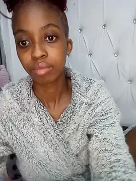 sexypetitexdoll23 online show from 14, 12, 2024