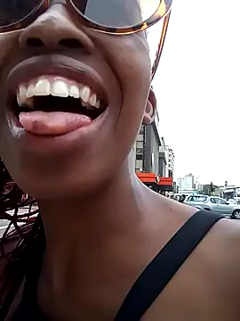 sexypetitexdoll23 online show from 31, 12, 2024